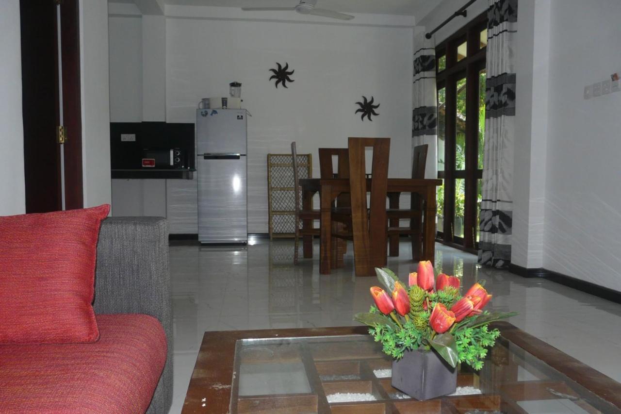 Hidden Villa Хикадува Екстериор снимка
