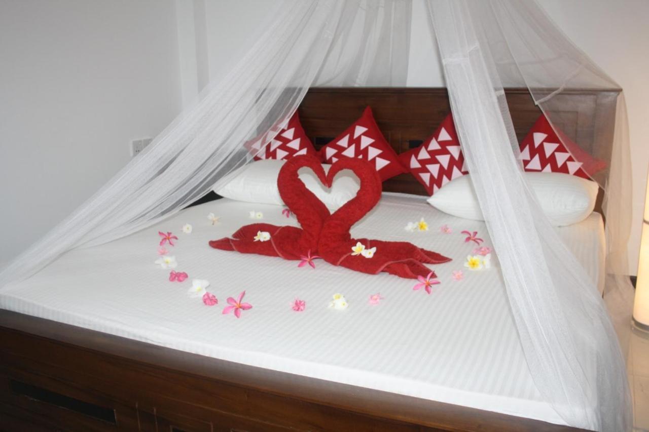 Hidden Villa Хикадува Екстериор снимка