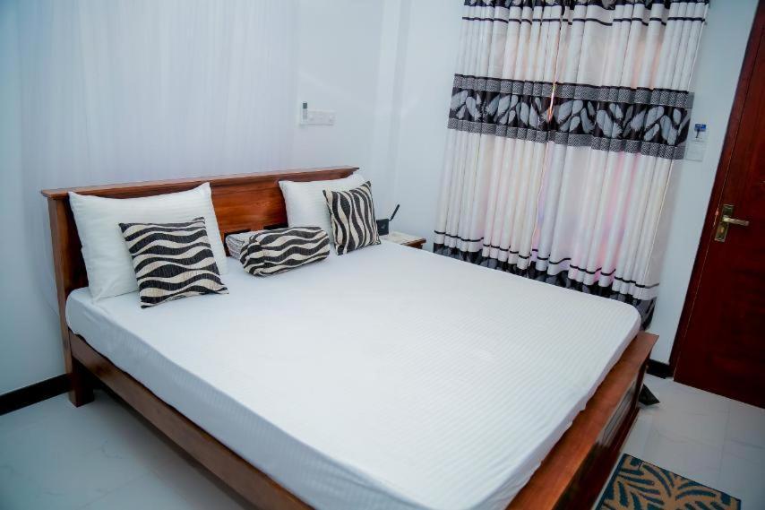 Hidden Villa Хикадува Екстериор снимка
